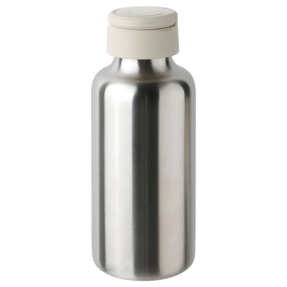 ENKELSPÅRIG: sleek, silver water bottle with beige cap & handle, made of stainless steel & plastic.