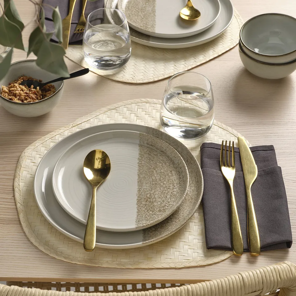part: KRUSTISTEL side plate
