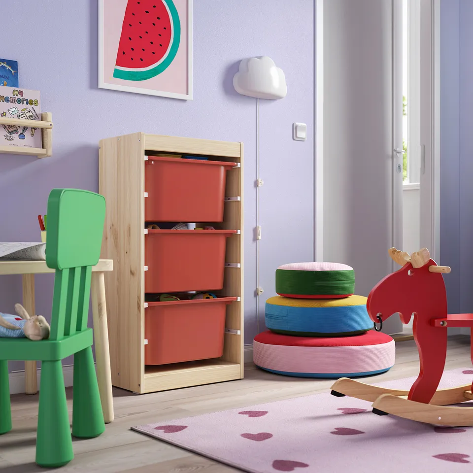TROFAST in a room