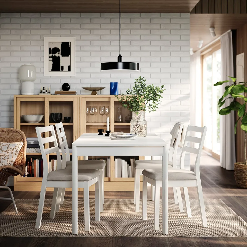 TONSTAD / TONSTAD in a room