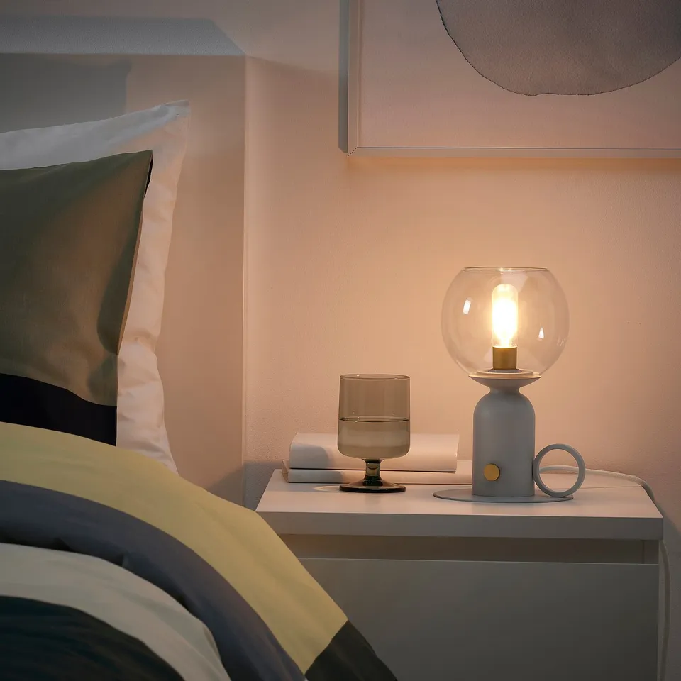 ÅSKMULLER in a room