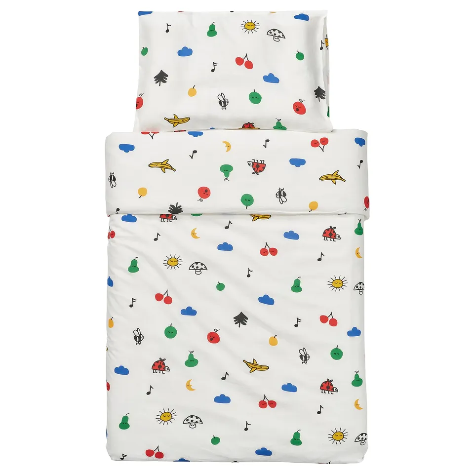 GRÖNFINK baby bedding set: white, cartoon fruits, insects, nature theme, zip closure.