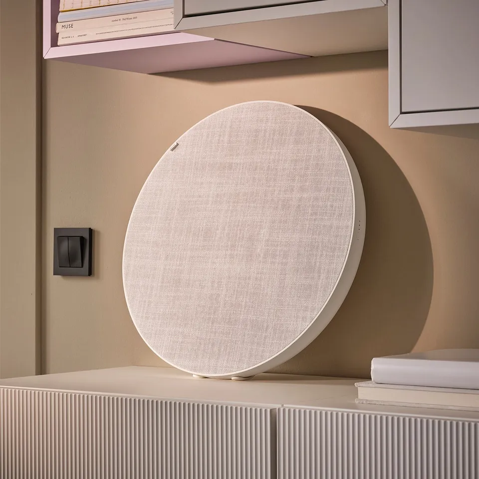 SOLSKYDD Bluetooth speaker, white, 45 cm