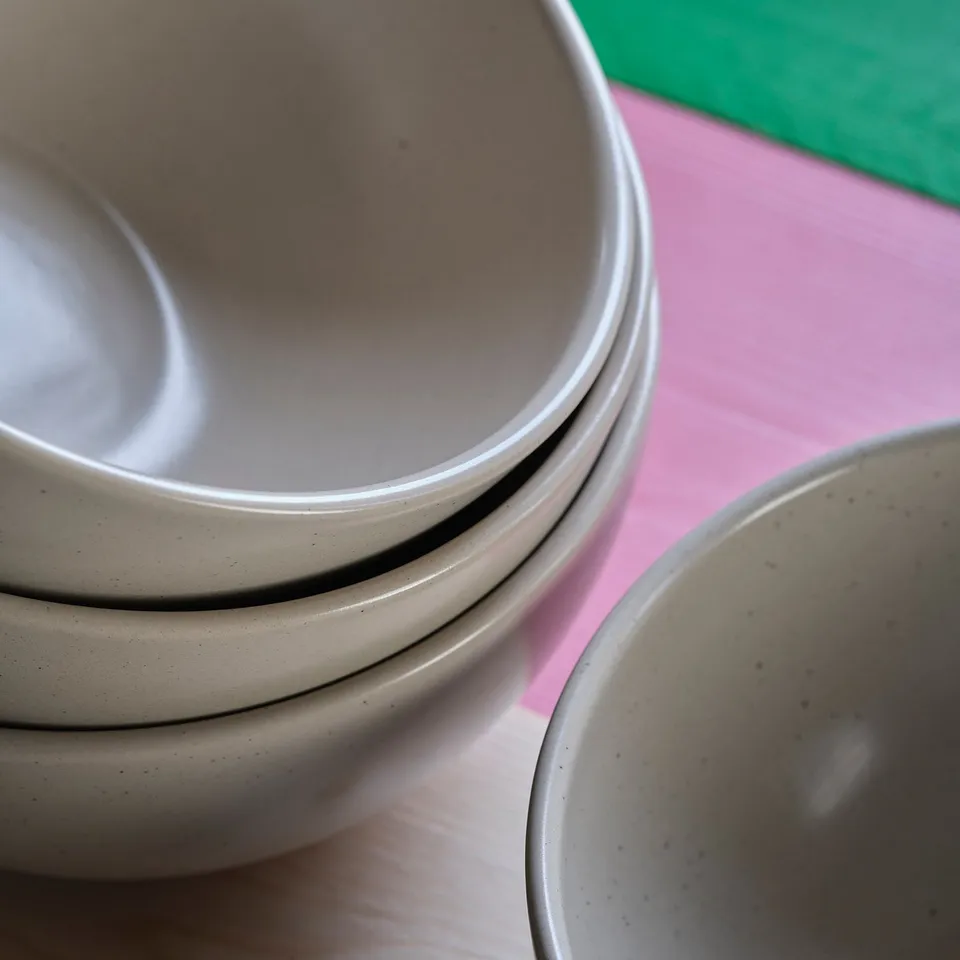 MÄVINN Salad bowl, ceramic, 20 cm