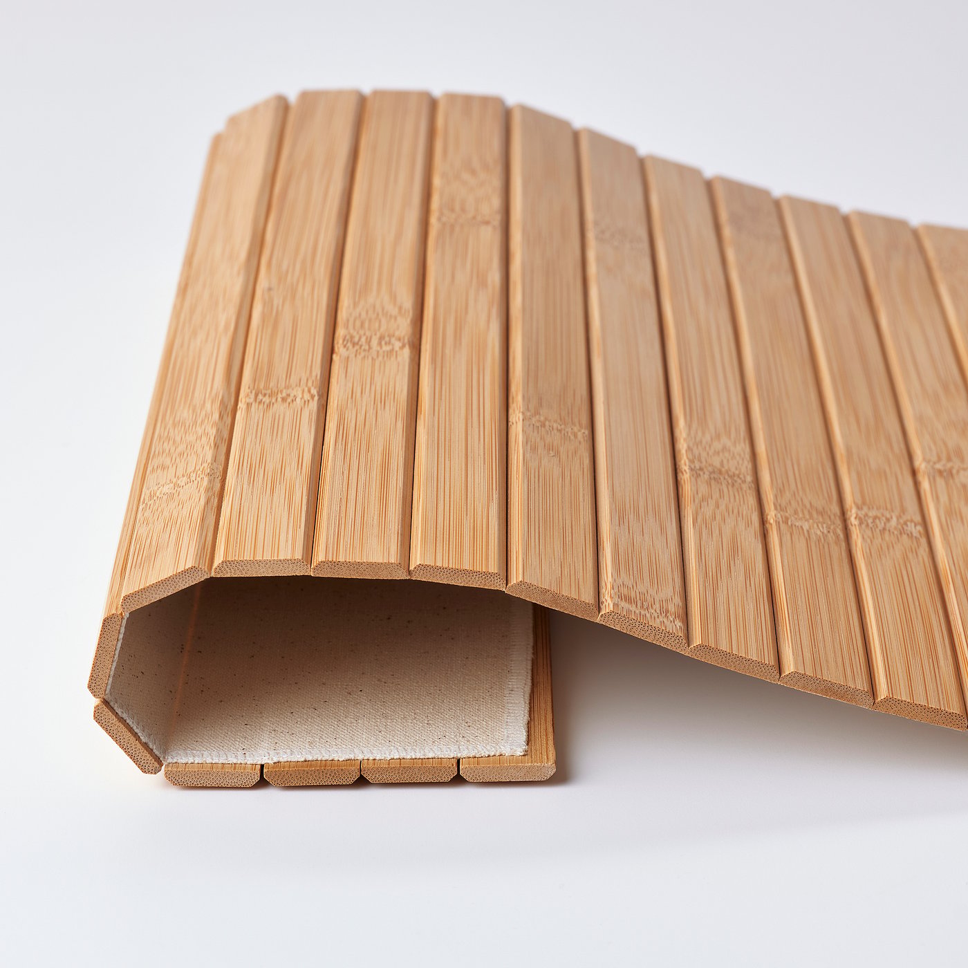 Bamboo tray, high-quality craftsmanship. Vertical slats, smooth finish.