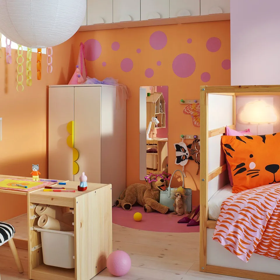 part: HUSET dollhouse furniture and figures
