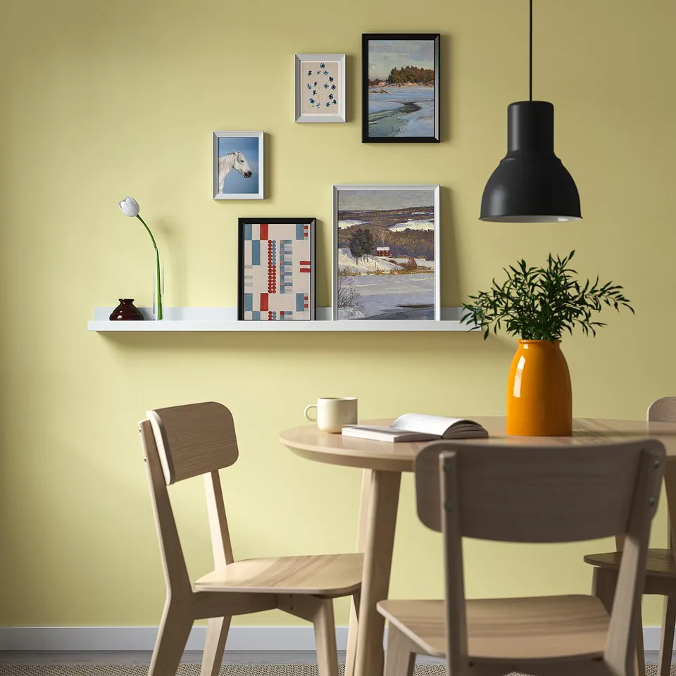 BILD in a room