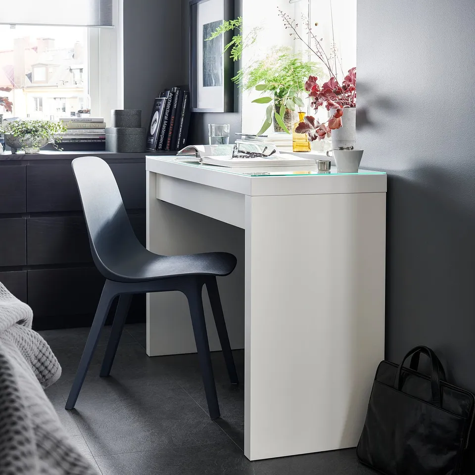 part: MALM dressing table