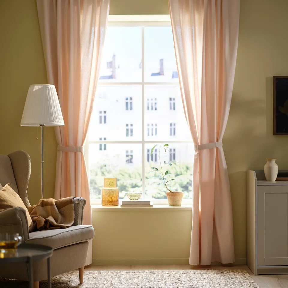 LENDA in a room