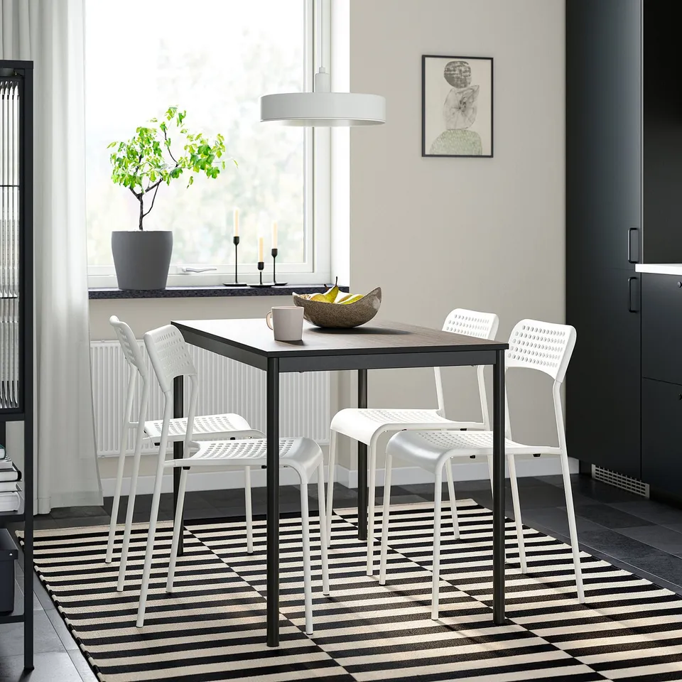 part: SANDSBERG chair