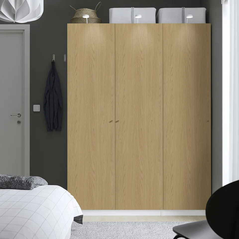 PAX / STORKLINTA in a room