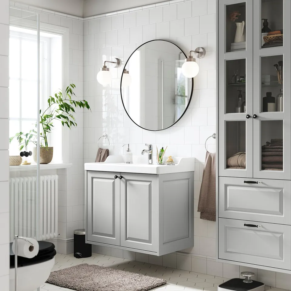 TÄNNFORSEN in a room