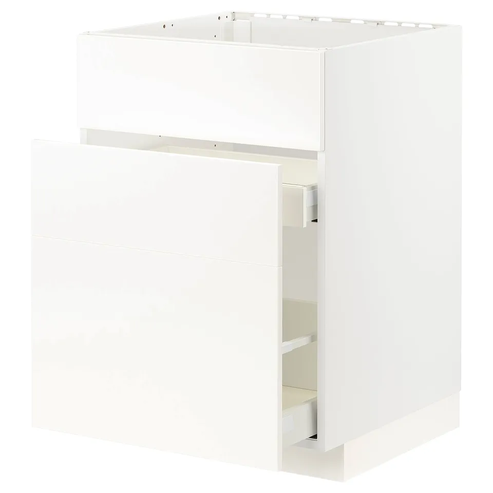 White METOD kitchen cabinet with veddinge smooth fronts, clean lines, sturdy fiberboard and steel.