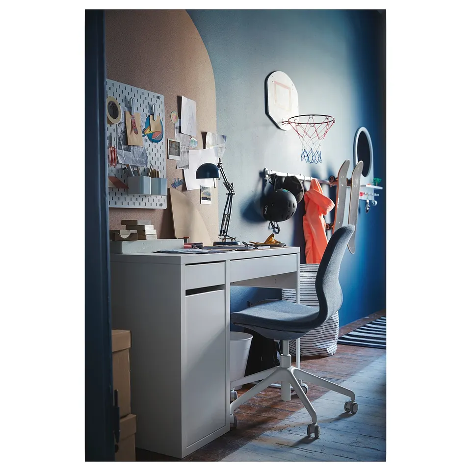 part: MICKE desk