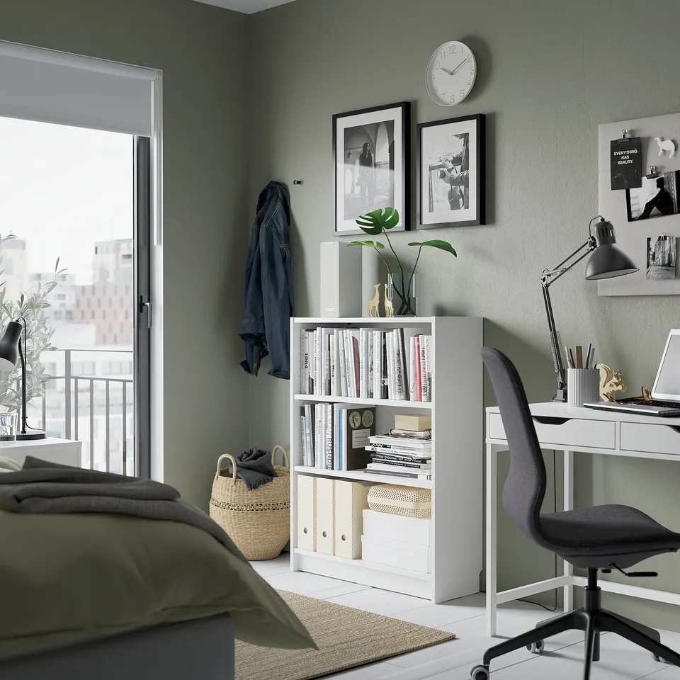 part: BILLY bookcase