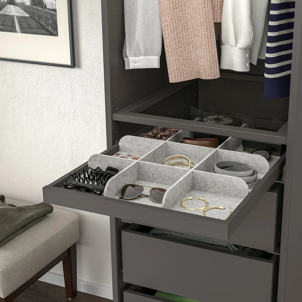 Wardrobe tray with compartments for accessories. Pulls out, smooth closure.