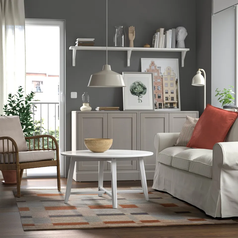 BLÅLJUS in a room