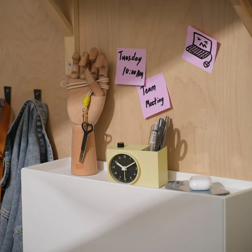 ÖKENMARSVIN Alarm clock, yellow, 11x6x9 cm