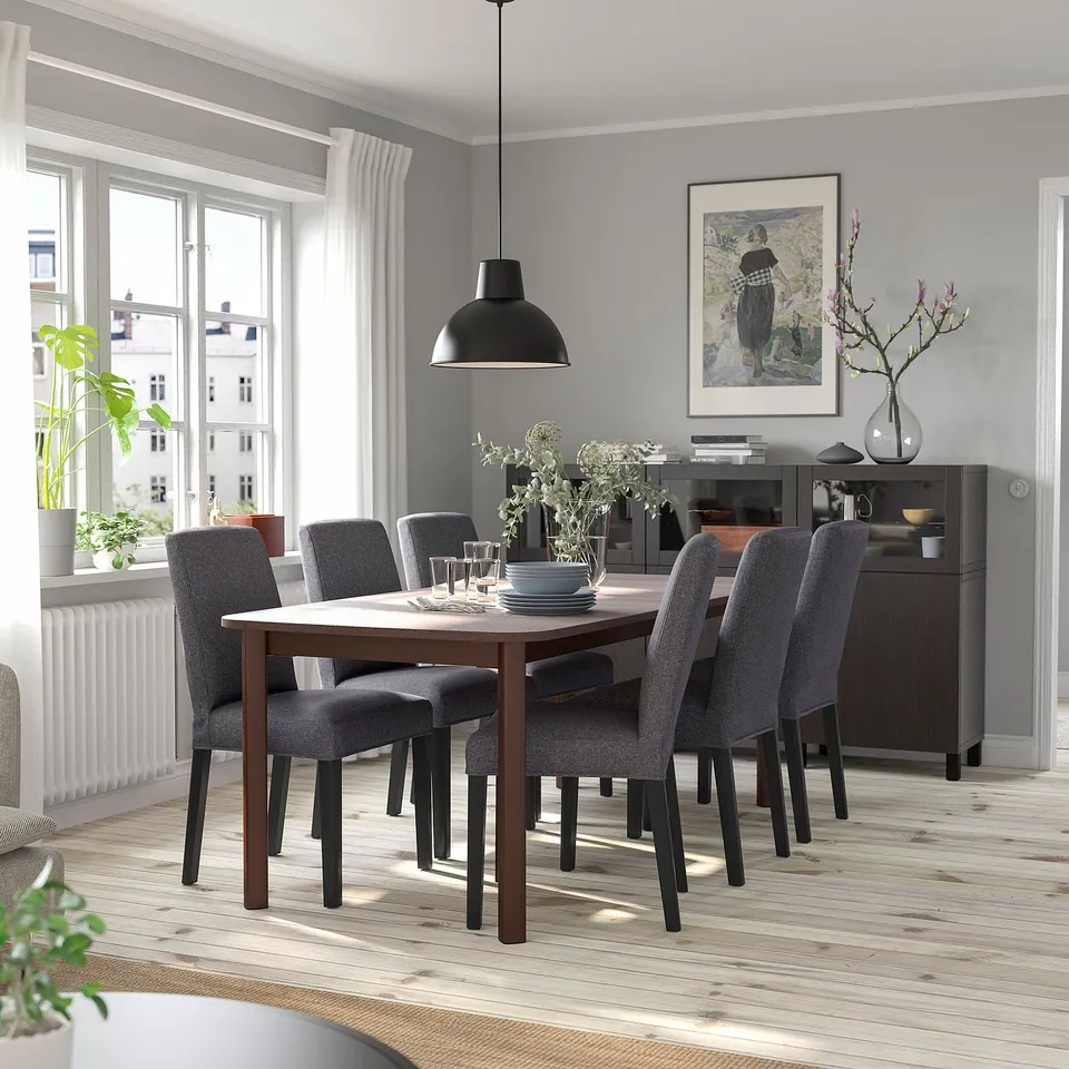 STRANDTORP / BERGMUND in a room
