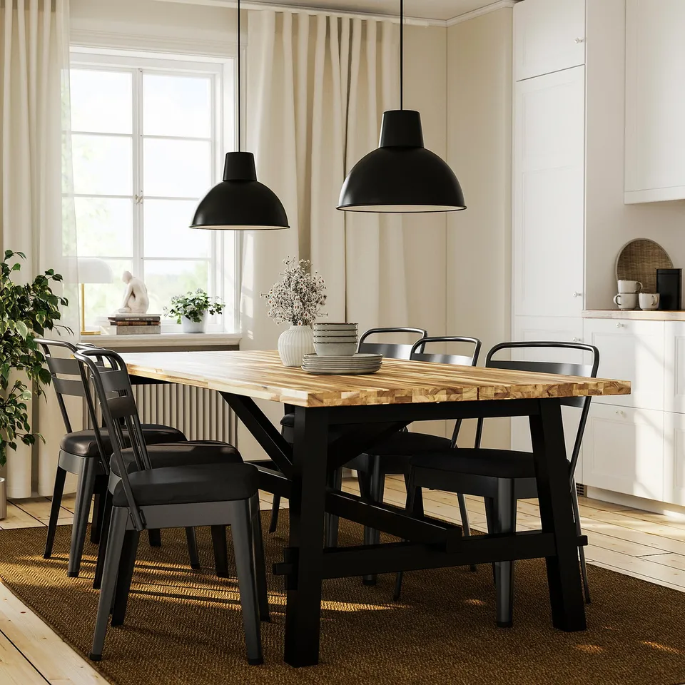 SKOGSTA / RAMSNÄS in a room