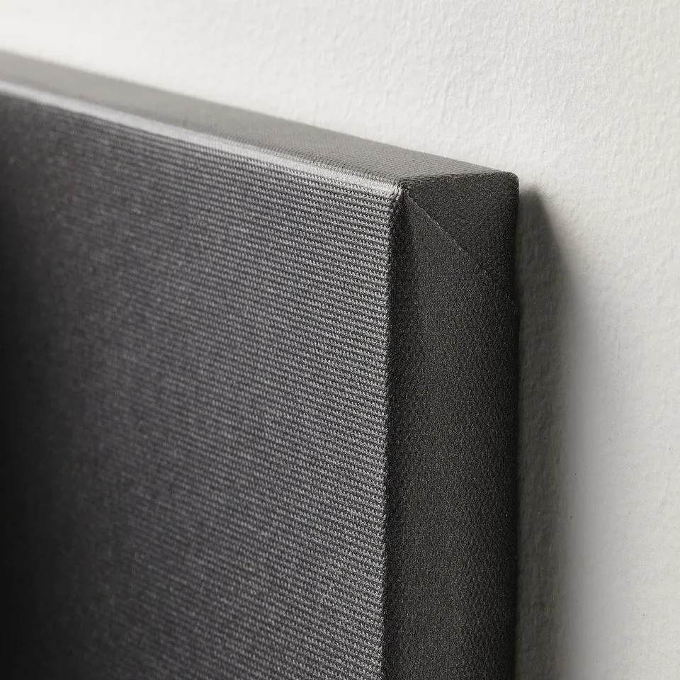 Close-up of canvas-edged photo frame, showcasing its high-quality texture and deep frame.