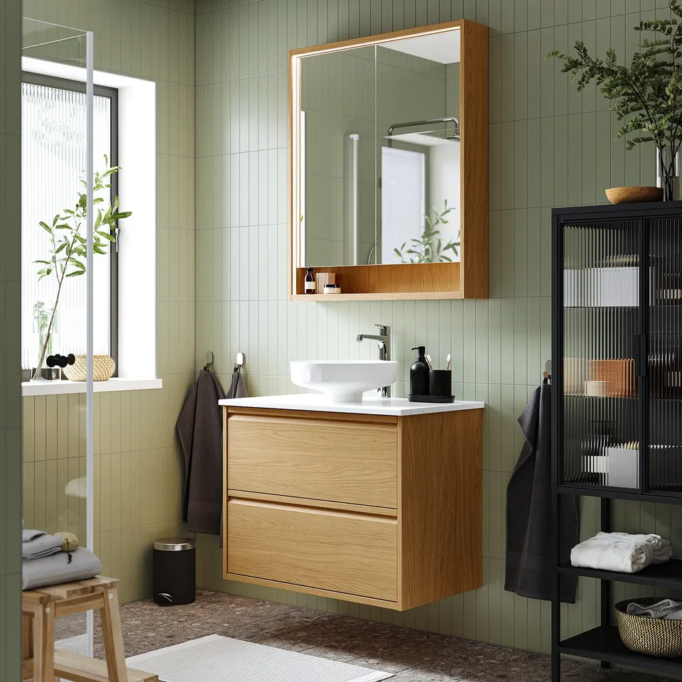 LERSJÖN in a room