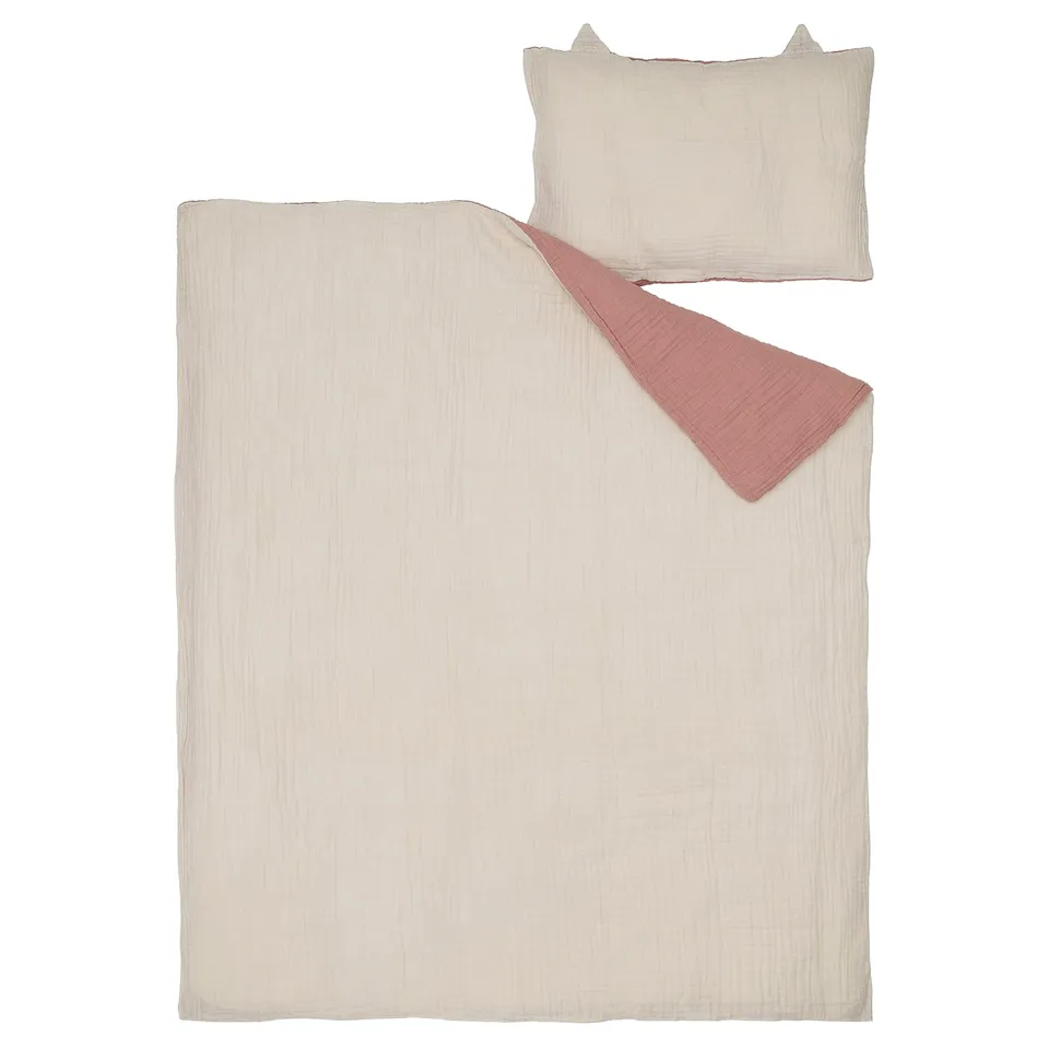 GULDVÄVARE bedding set: cream duvet & pillow, soft organic cotton.