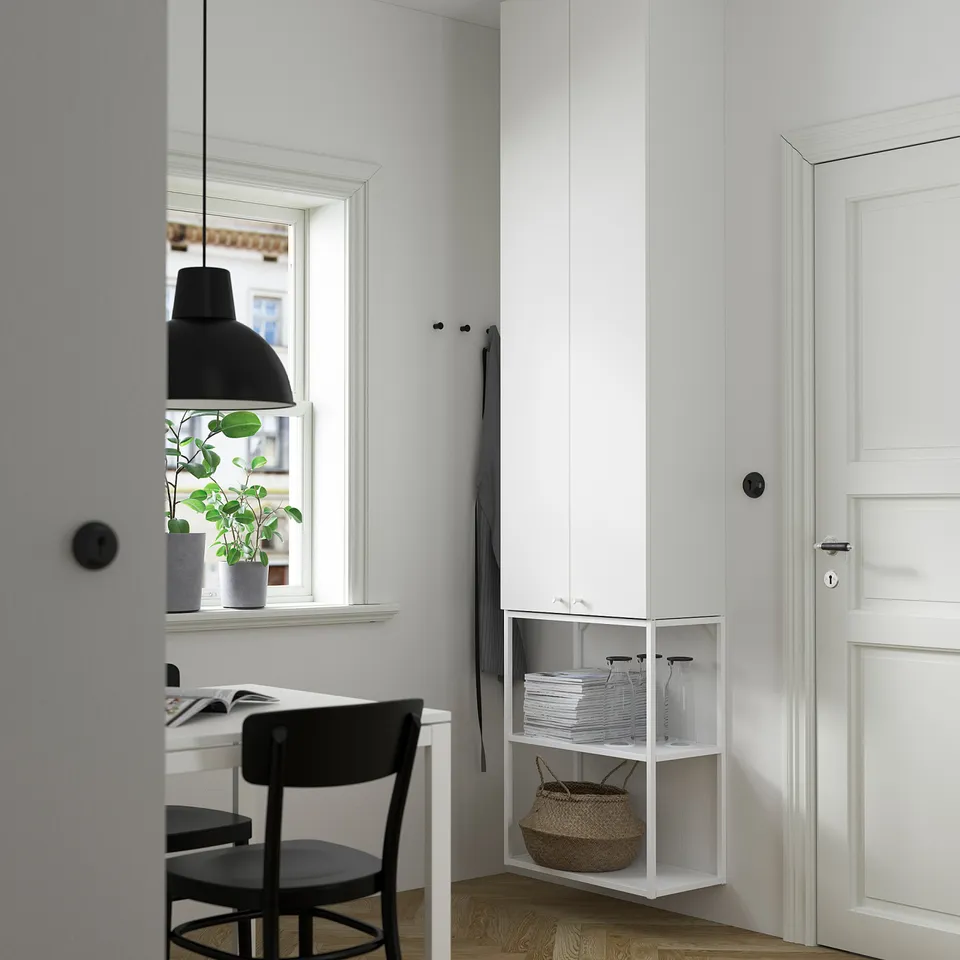 ENHET in a room