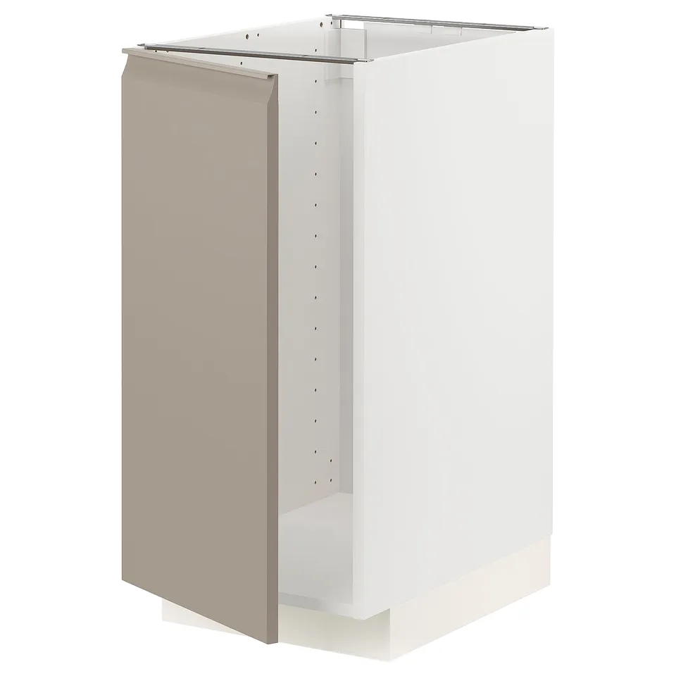 Modern kitchen cabinet, white, square, integrated handle.