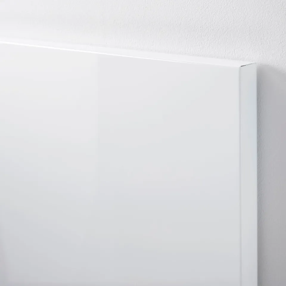 Close-up of white magnetic memo boards corner, showing smooth finish and strong build quality.