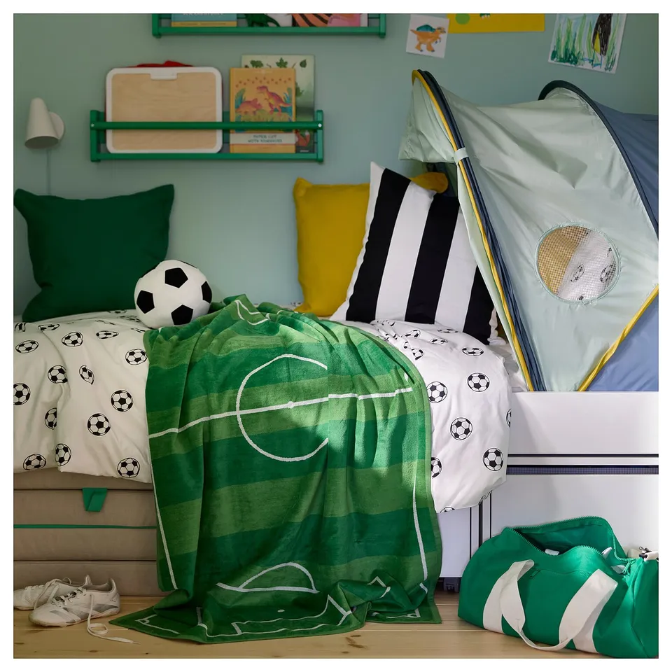 SPORTSLIG Bath sheet, green/football pitch, 100x150 cm