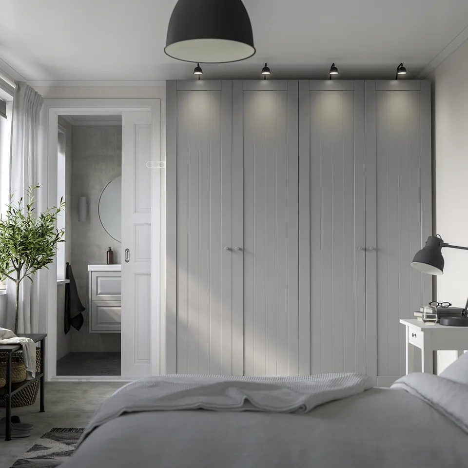 PAX / GULLABERG in a room