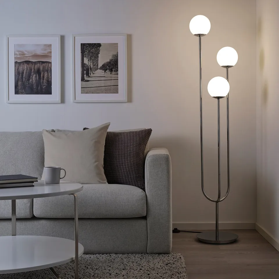 SIMRISHAMN in a room
