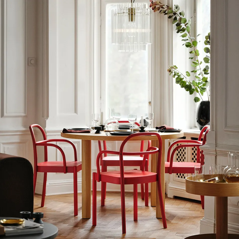 part: STOCKHOLM 2025 / STOCKHOLM 2025 table and 4 chairs with armrests