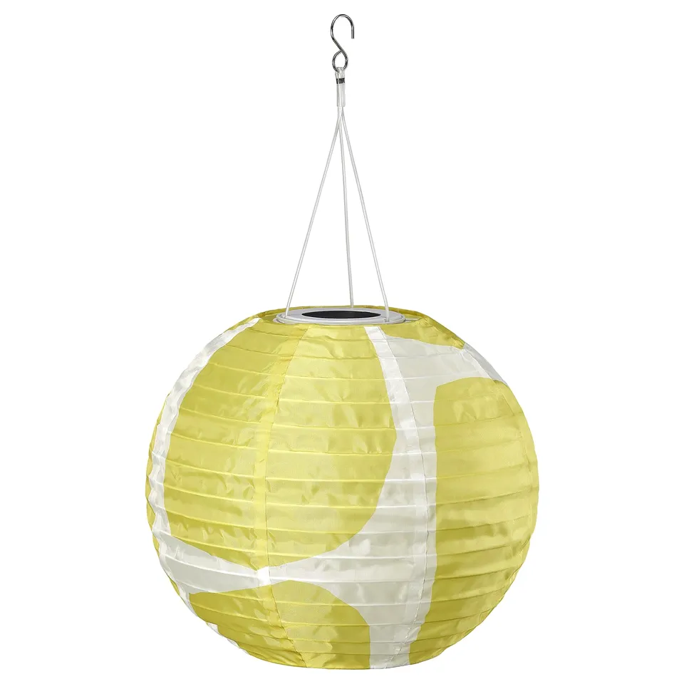 SOLVINDEN hanging lamp, yellow with white swirls, spherical, solar-powered.