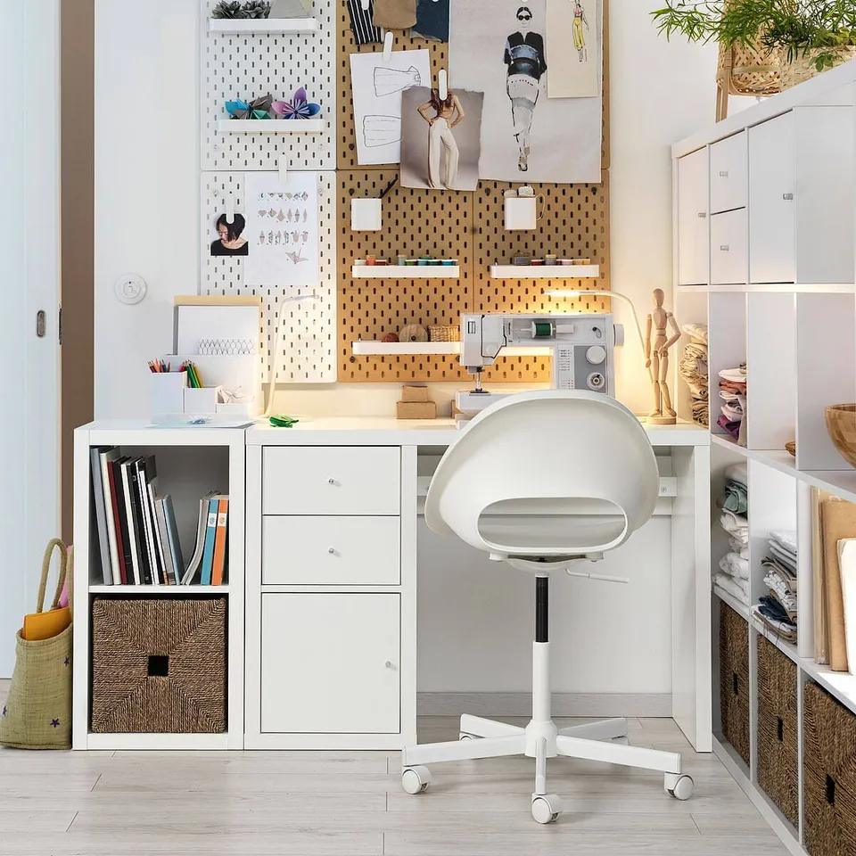part: KALLAX insert with door
