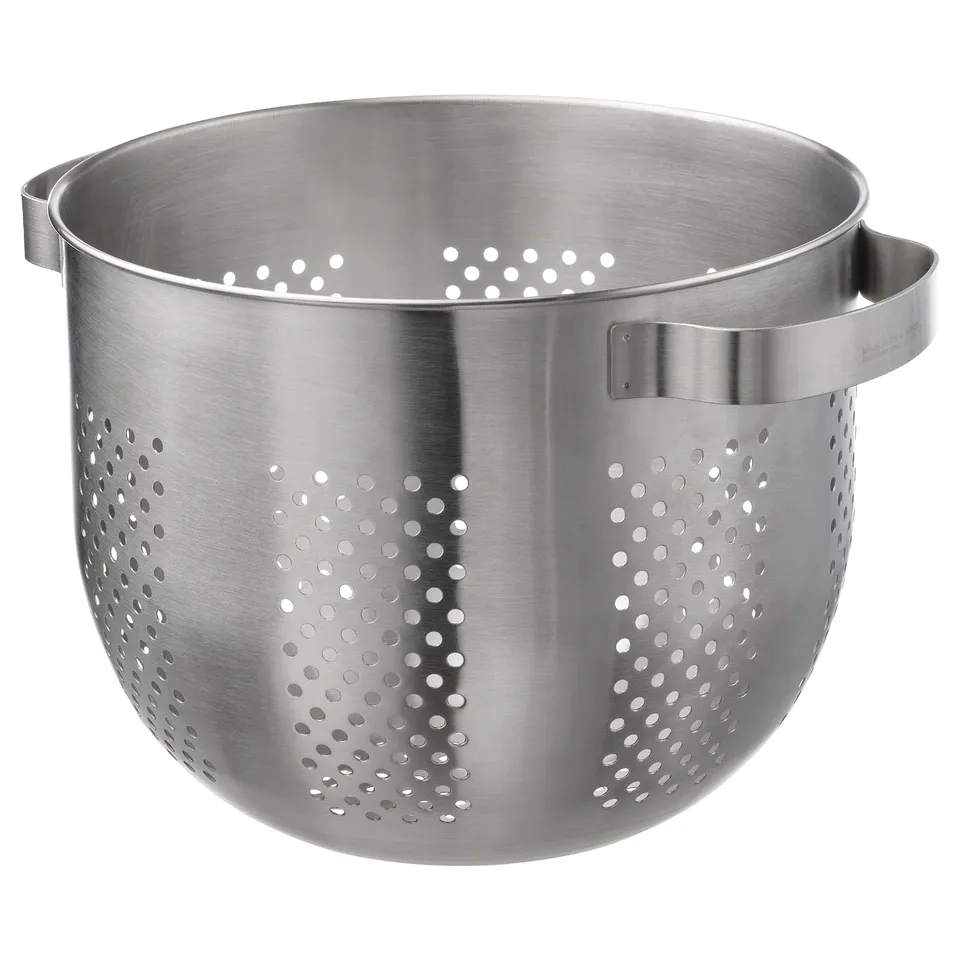 Ording stainless steel colander: round, perforated, sturdy handles.