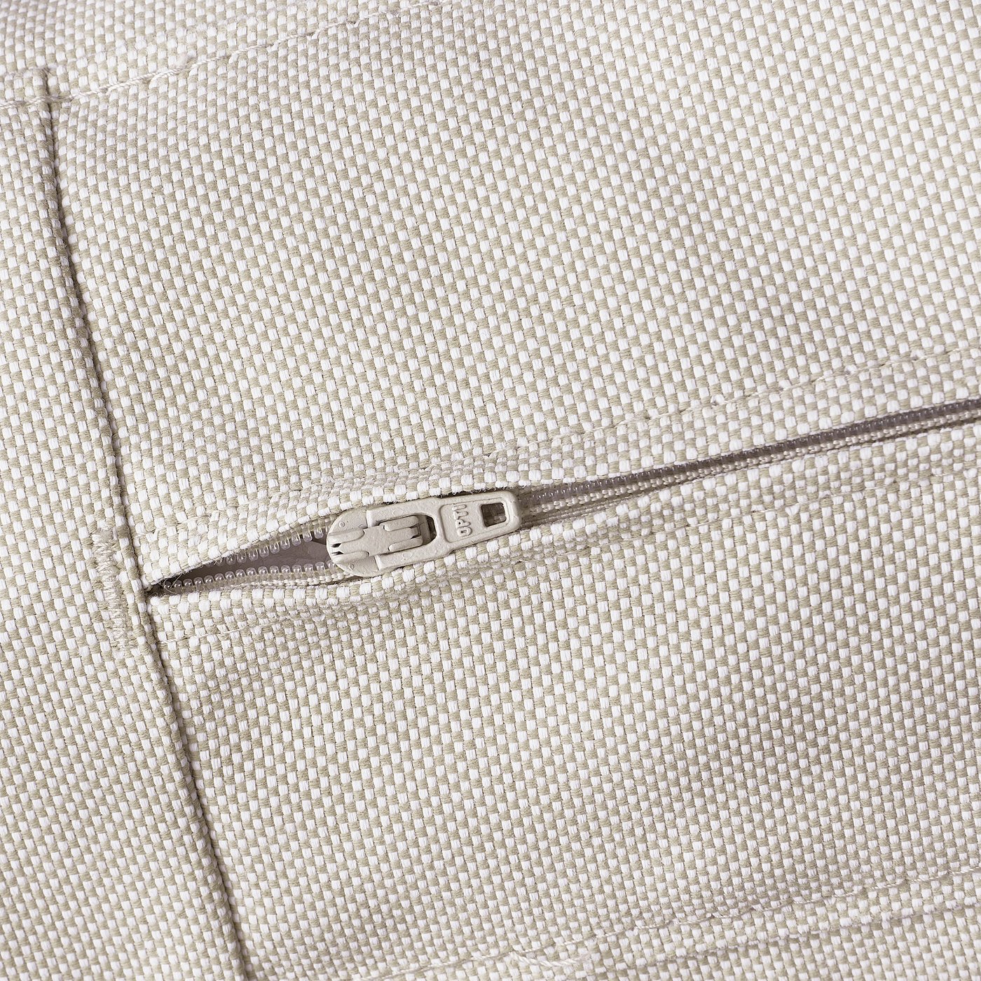 Close-up of zip on NÄMMARÖ outdoor furniture, showing quality stitching and durable fabric.