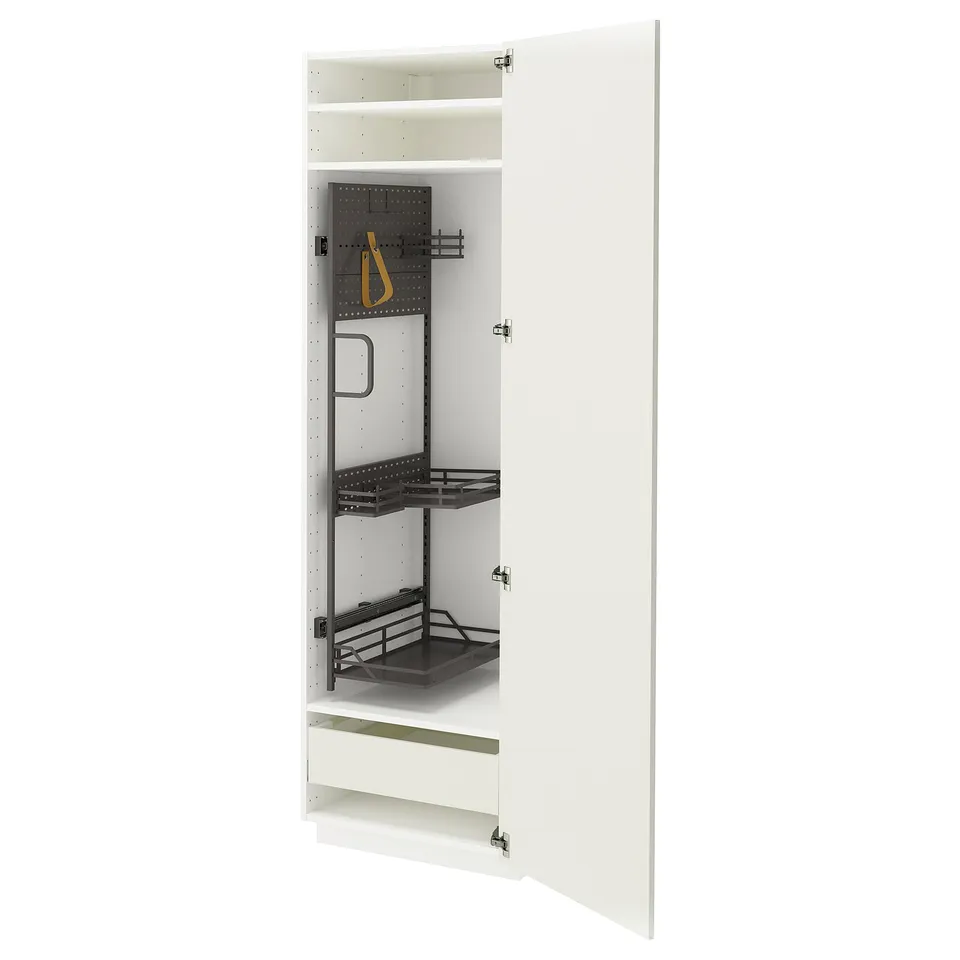 METOD white kitchen cabinet with pull-out organiser and drawners.