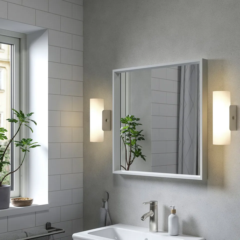 part: NISSEDAL mirror