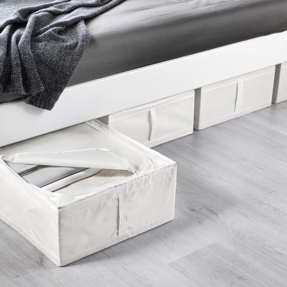 Under-bed storage case for seasonal clothes, made of recycled polyester, fitting pax wardrobe frame.