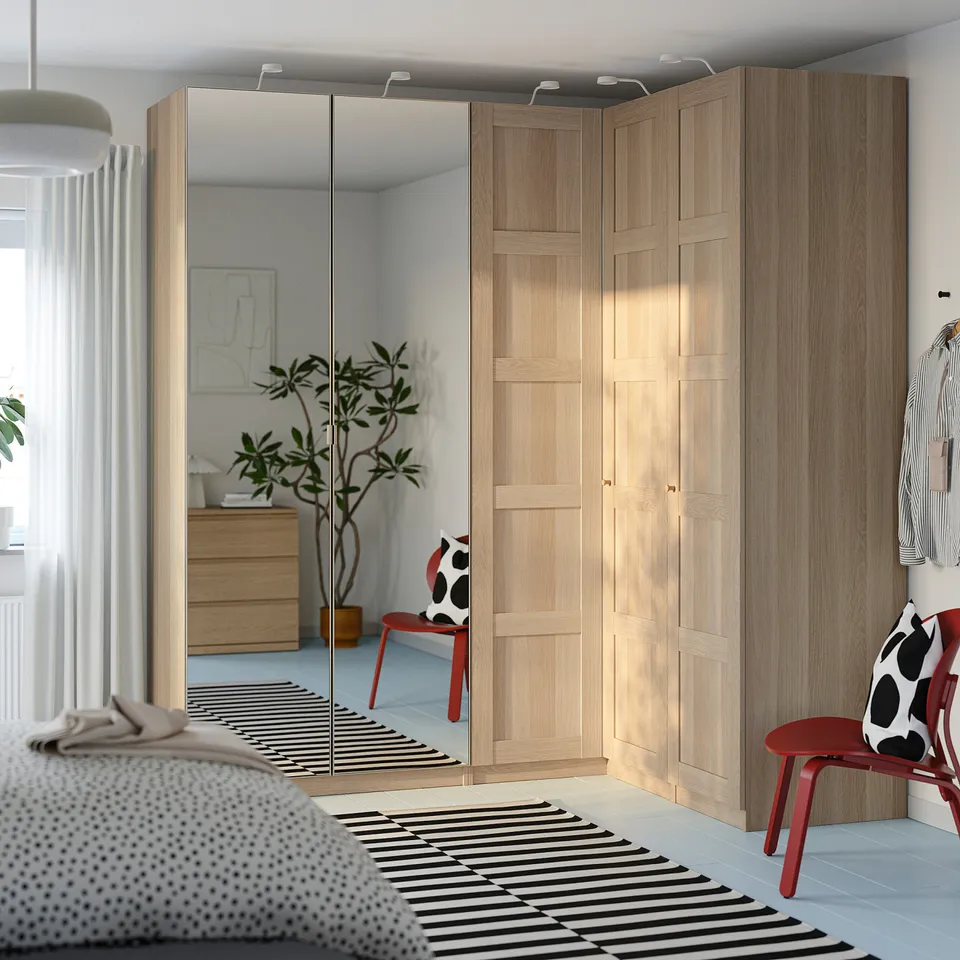 PAX / BERGSBO/ÅHEIM in a room