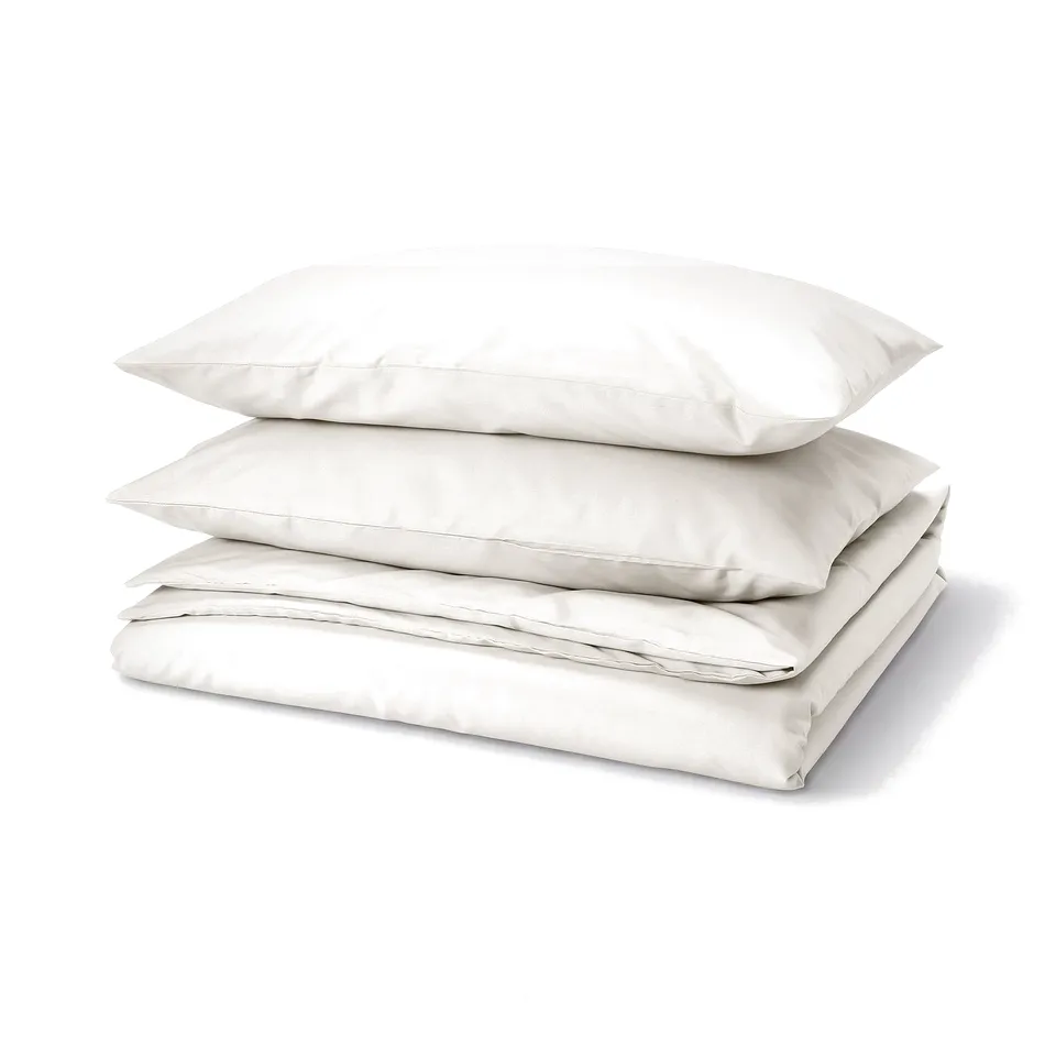 PILTANDVINGE white bedding set, smooth fabric, rectangular shape, modern design.