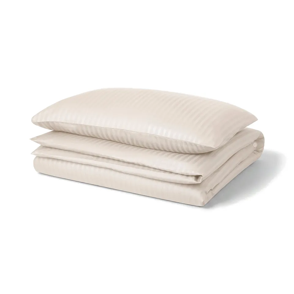 NATTJASMIN duvet set, light beige, striped sateen, cotton/lyocell blend, rectangular with button closure.