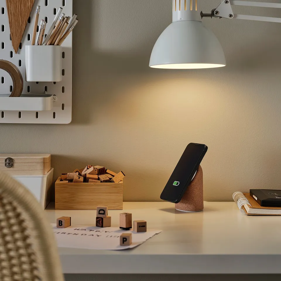 VÄSTMÄRKE Wireless charging stand