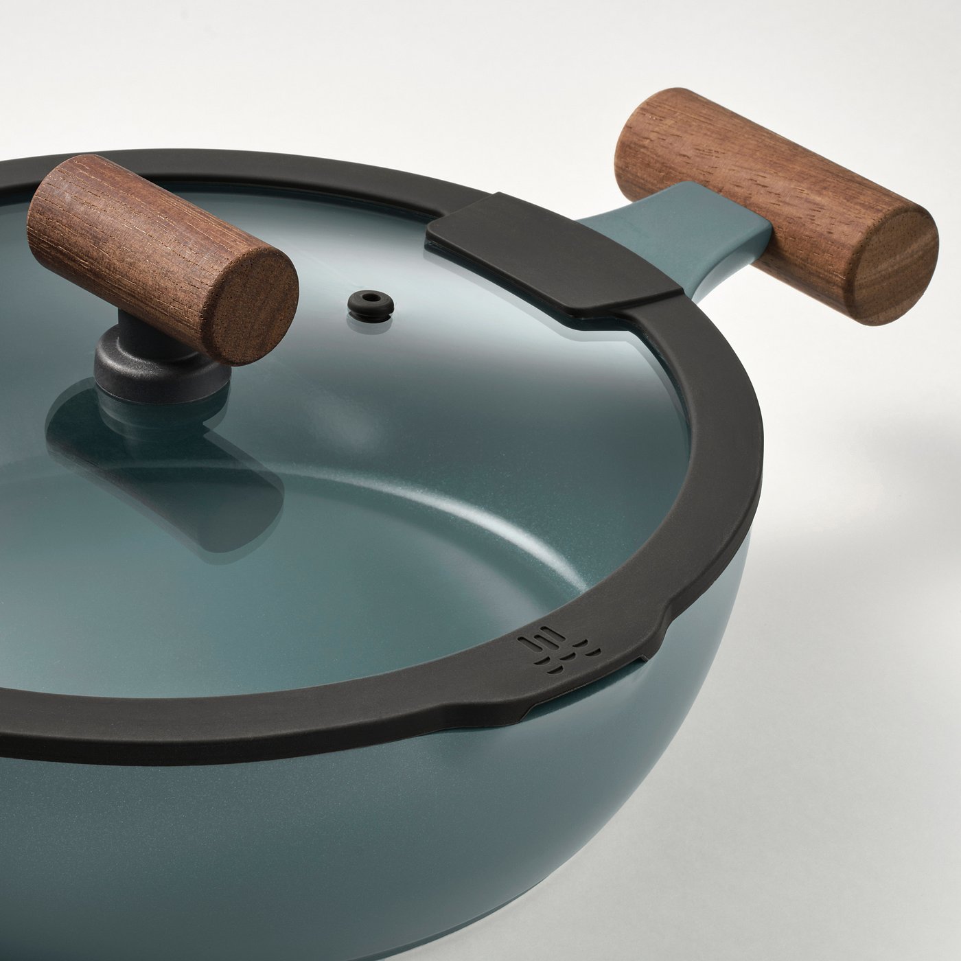 part: KLIPPFISK sauté pan with lid