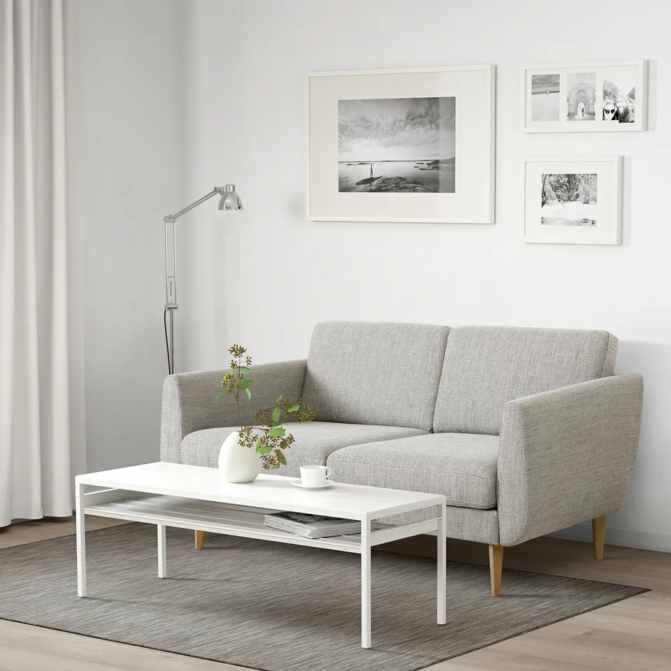 SMEDSTORP in a room