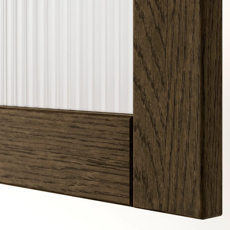 Close-up of wooden frame with fine grain texture, showing high-quality veneer finish and a sleek edge.