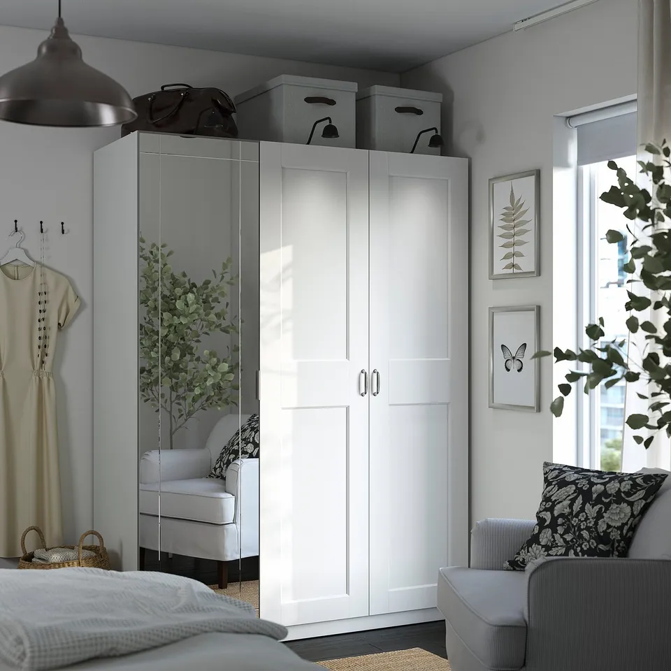 PAX / KAMMARTORP/GRIMO in a room