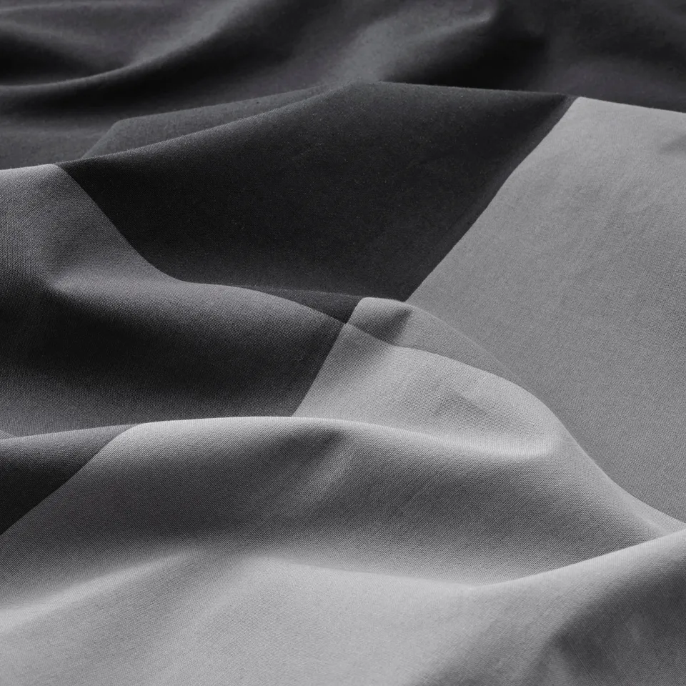 part: BRUNKRISSLA duvet cover and 2 pillowcases